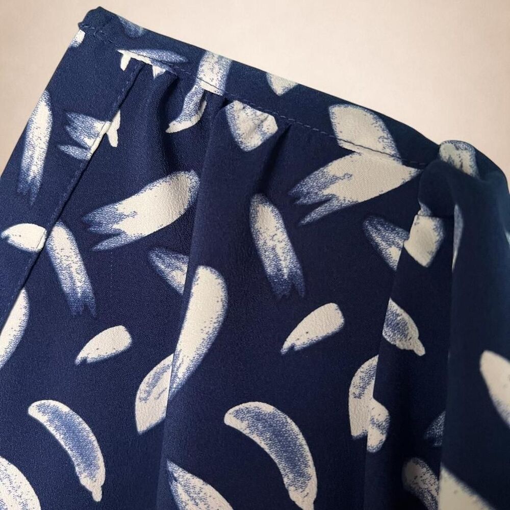 Hilary Radley 2X Blue White Print V-Neck Blouse Office Career Top
